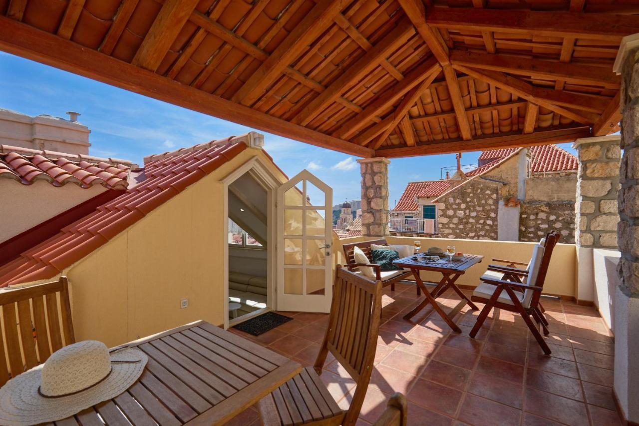 Hedera Estate, Hedera A22 Ragusa